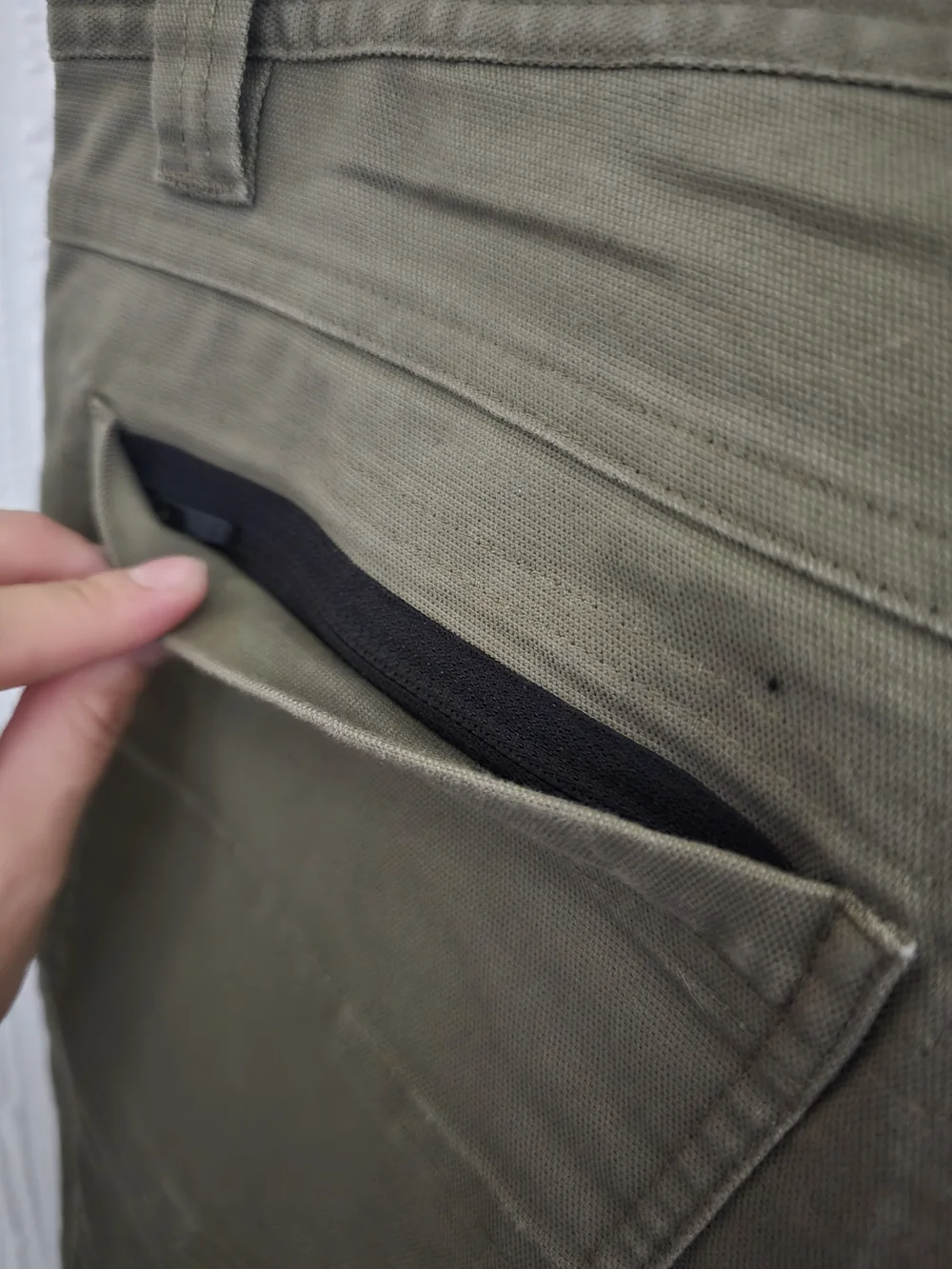 Livsn mens designs